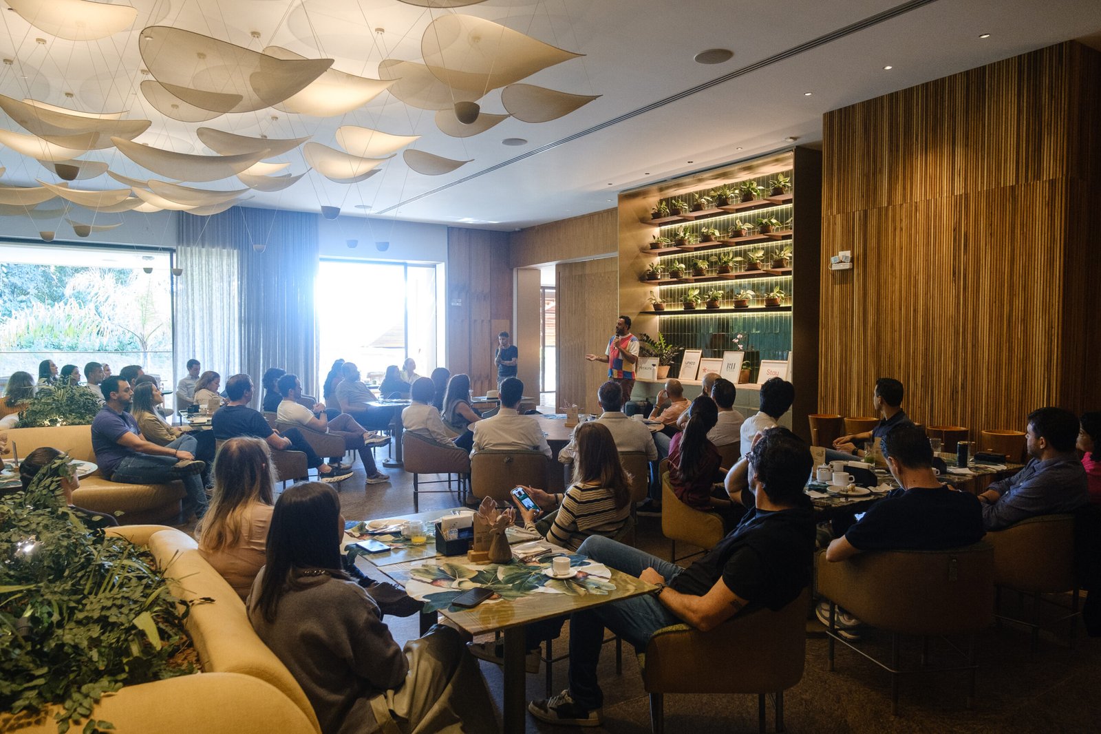 RH Week 2026 - Experience Club